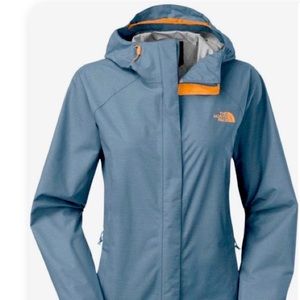 PERFECT FOR FALL/WINTER: The North Face Venture Rain Jacket